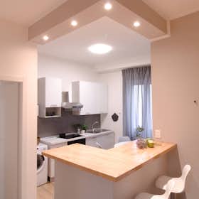 Quarto privado for rent for € 430 per month in Brescia, Piazzale Guglielmo Corvi