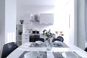 Private room for rent for €440 per month in Brescia, Via Diogene Valotti