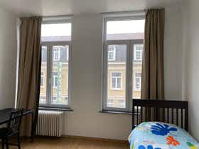 Private room for rent for €595 per month in Brussels, Rue du Midi