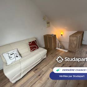 公寓 正在以 €470 的月租出租，其位于 Amiens, Rue Vaquette