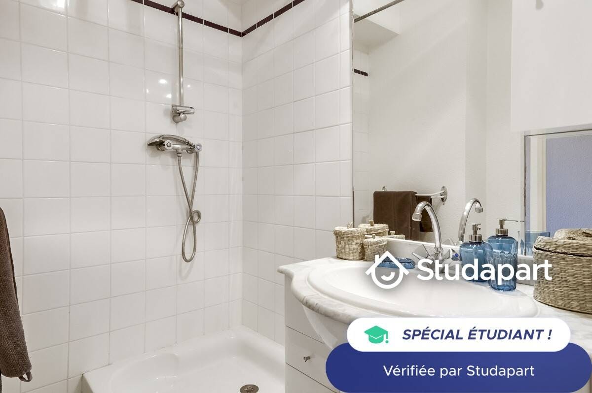 Private room for rent on Passage Hermitte, Bordeaux - Vue 4