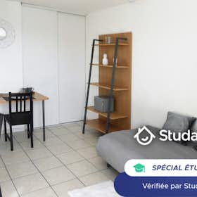 Privé kamer for rent for € 440 per month in Metz, Avenue de Thionville