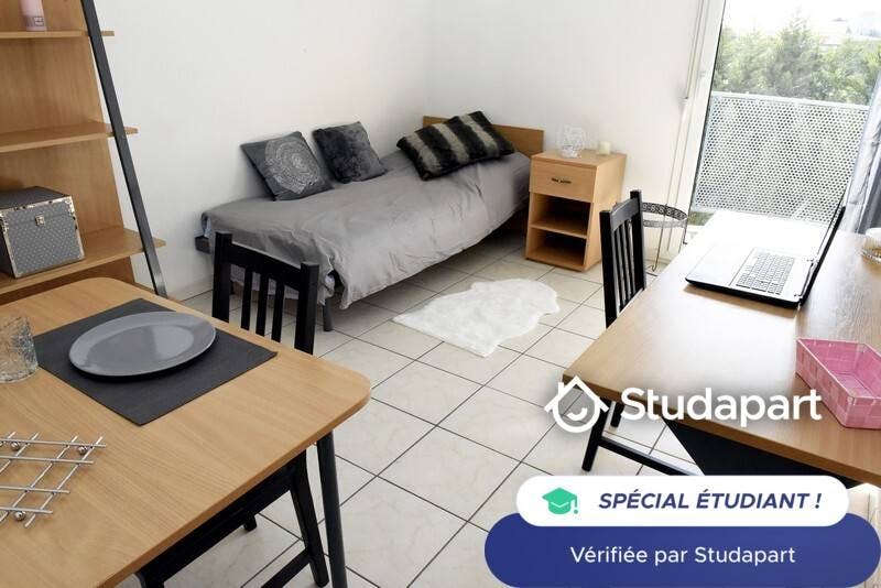 WG-Zimmer zu mieten für 450 € pro Monat in Metz, Avenue de Thionville