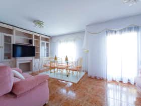 Appartement te huur voor € 1.200 per maand in Valencia, Carrer d'Ifach