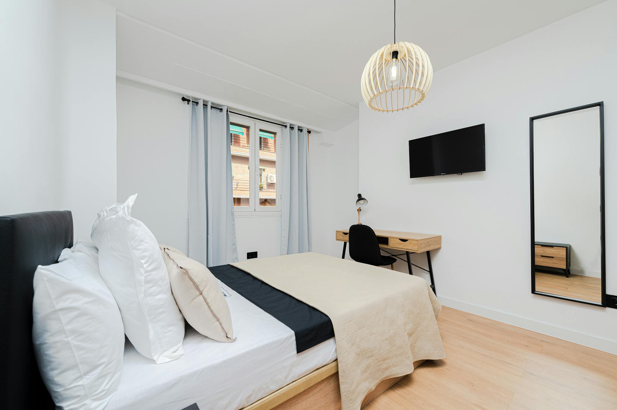 Calle de Blasco de Garay, Madrid preview