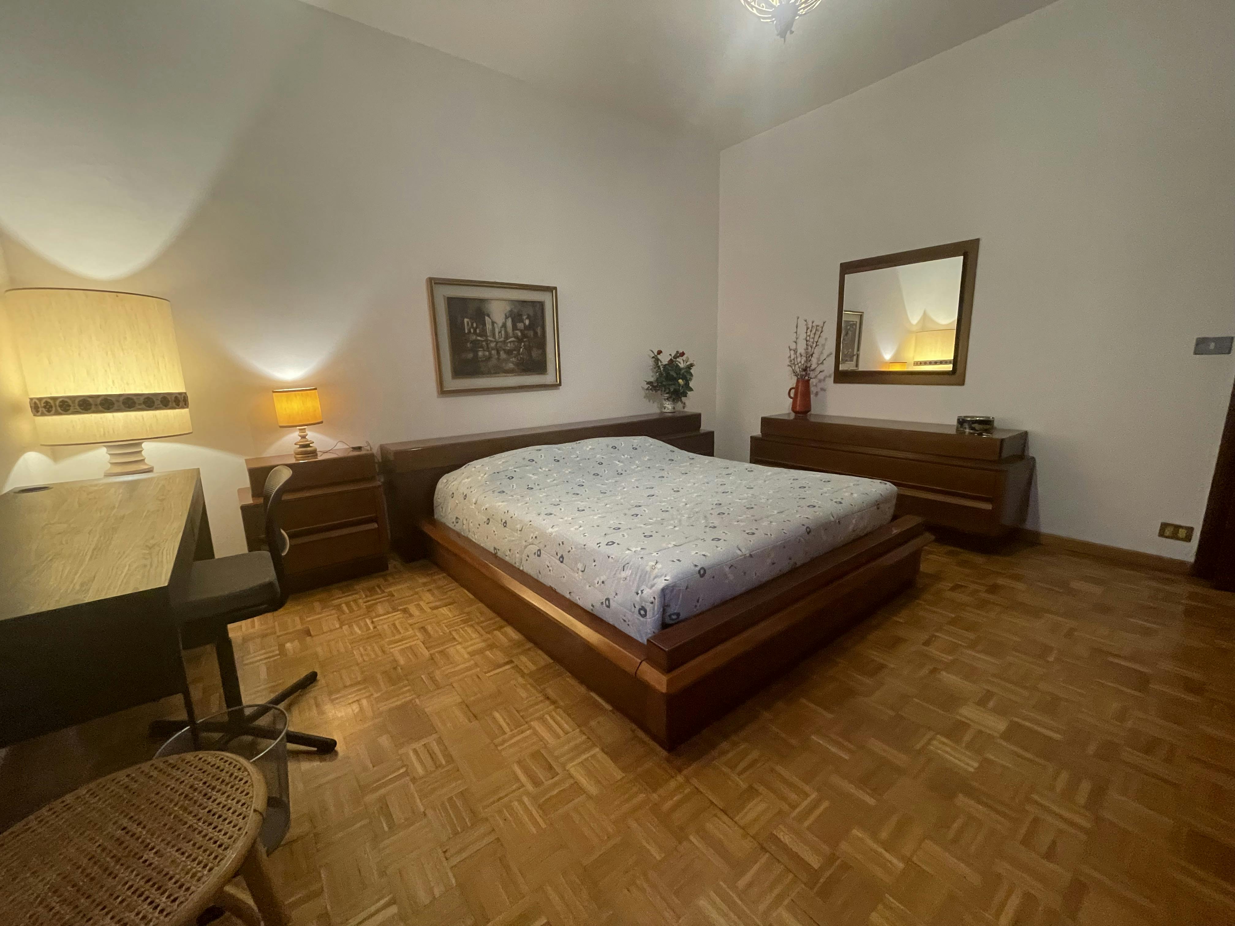Private room for rent for €540 per month in Scandicci, Via Ugo Foscolo