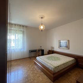 Приватна кімната за оренду для 600 EUR на місяць у Scandicci, Via Ugo Foscolo