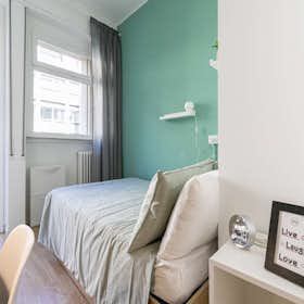 Private room for rent for €1,035 per month in Milan, Via Broletto