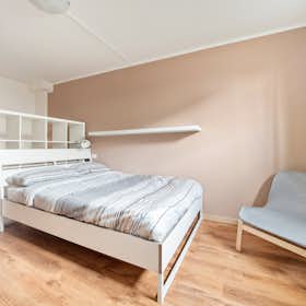 私人房间 正在以 €665 的月租出租，其位于 Milan, Via Ernesto Breda