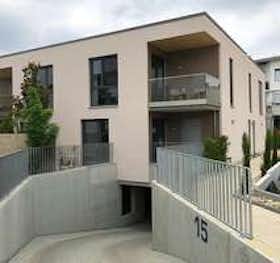 Appartement à louer pour 2 290 €/mois à Wolfschlugen, Zeppelinstraße
