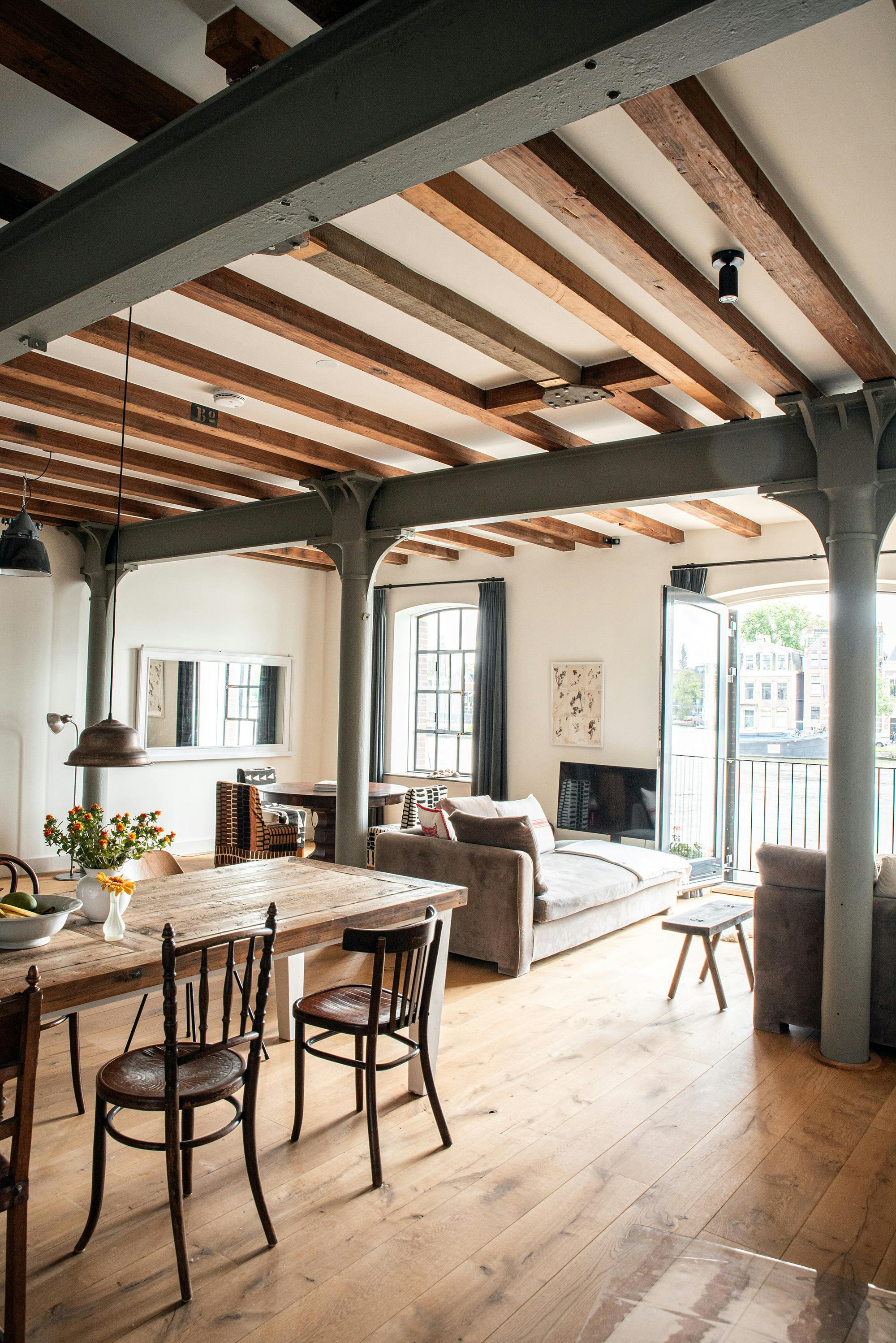 Appartement à louer pour 2 300 €/mois à Wormer, Veerdijk