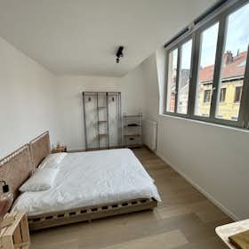 Private room for rent for €830 per month in Ixelles, Rue Augustin Delporte