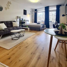 单间公寓 正在以 €1,180 的月租出租，其位于 Mannheim, Collinistraße