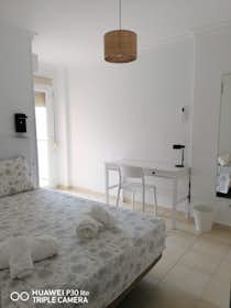 私人房间 正在以 €800 的月租出租，其位于 Palma, Carrer Antoni Gaudí