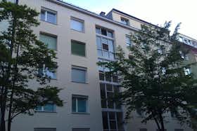 公寓 正在以 €800 的月租出租，其位于 Maribor, Gregorčičeva ulica