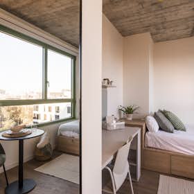 单间公寓 正在以 €1,578 的月租出租，其位于 Barcelona, Carrer de Cristóbal de Moura