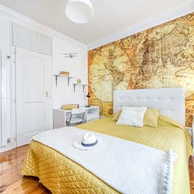 Private room for rent for €550 per month in Lisbon, Rua General Garcia Rosado