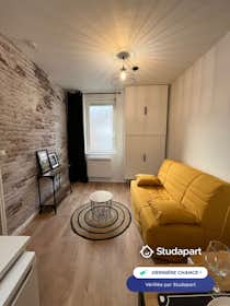 Apartamento para alugar por € 470 por mês em Amiens, Rue Vaquette