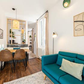 Apartment for rent for €1,550 per month in Courbevoie, Rue Eugène Caron