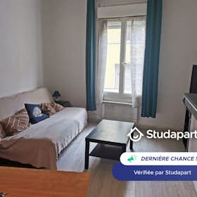 Apartment for rent for €695 per month in Le Havre, Rue Jules Tellier
