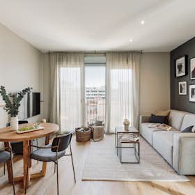 Apartment for rent for €4,256 per month in Barcelona, Carrer de Ramon Turró
