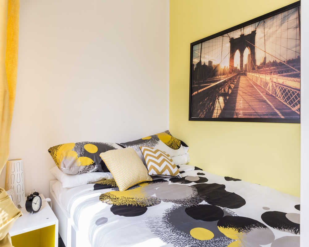 Via Giuseppe Frua, Milan preview