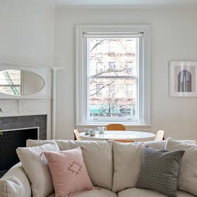 Отдельная комната сдается в аренду за $1,681 в месяц в New York City, W 139th St