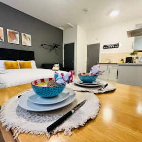 单间公寓 正在以 £1,700 的月租出租，其位于 Liverpool, Duke Street