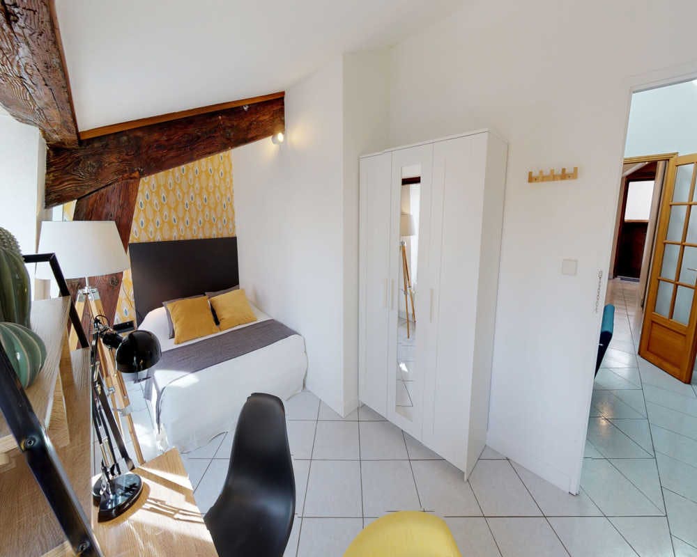 Private room in Rue Lanterne, Lyon (1492718) room image 1