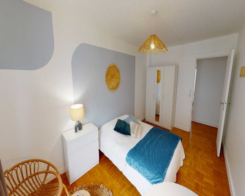 Rue Roger Bacon, Paris preview