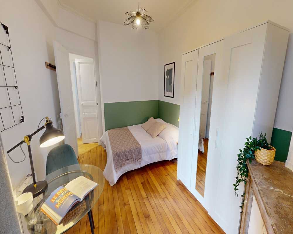 Rue Chaligny, Paris preview