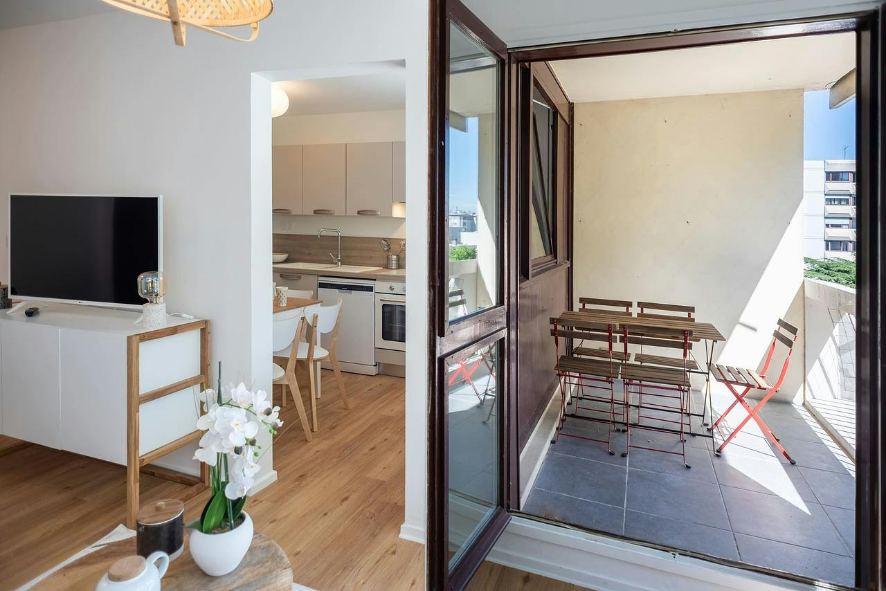 Private room for rent on Avenue Georges Pompidou, Lyon - Vue 4