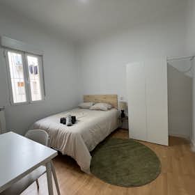 Private room for rent for €850 per month in Madrid, Calle de Espronceda