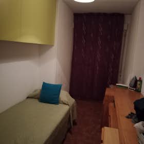Private room for rent for €350 per month in Coslada, Calle del Doctor Fleming