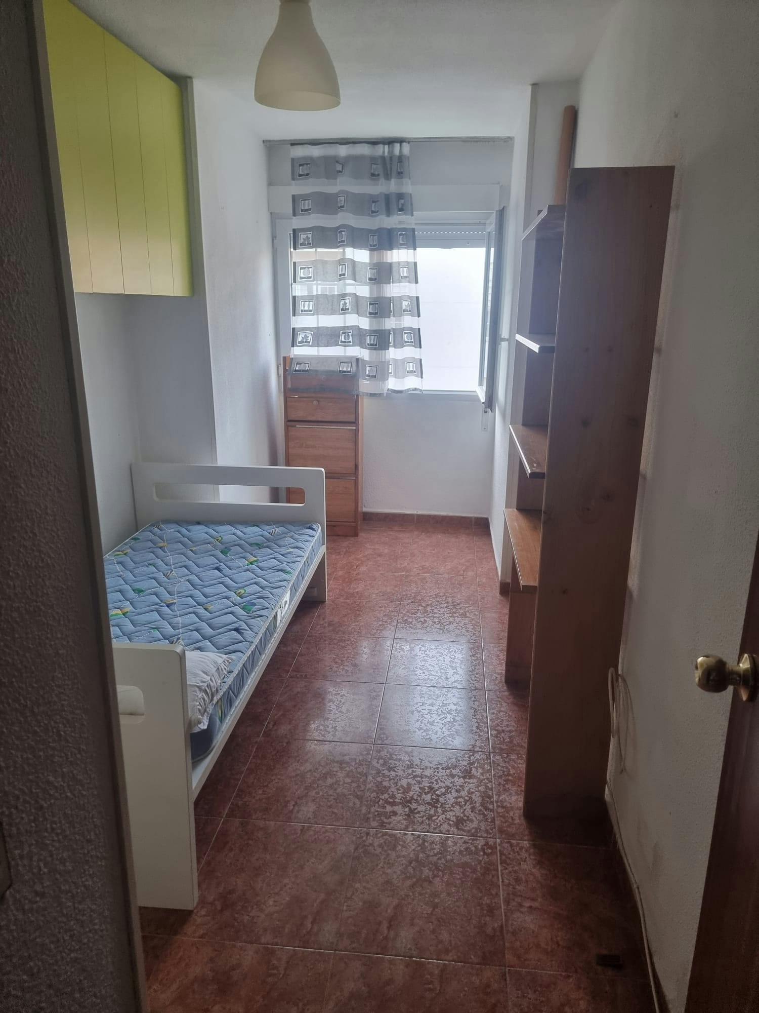 Cameră privată de închiriat pentru 430 EUR pe lună în Coslada, Calle del Doctor Fleming