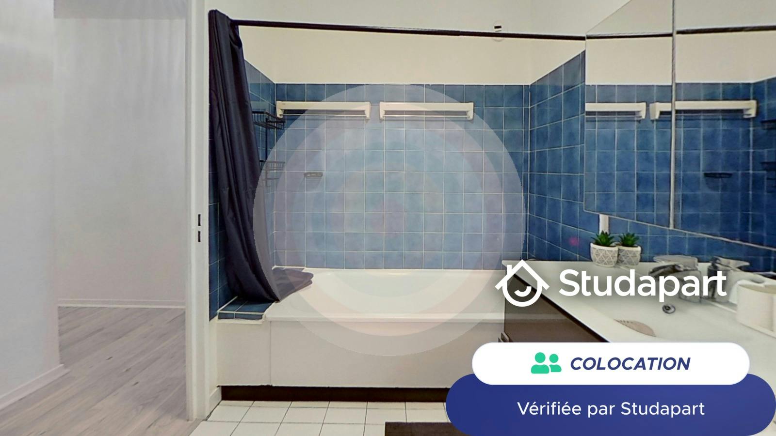 Private room for rent on Place de la Montagne du Goulet, Paris - Plus