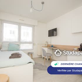Appartement for rent for 733 € per month in Rennes, Quai de la Prévalaye
