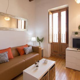 Apartment for rent for €1,133 per month in Madrid, Calle de Doña Urraca