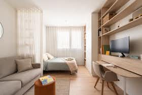 单间公寓 正在以 €995 的月租出租，其位于 Alcobendas, Calle de Perdiguera