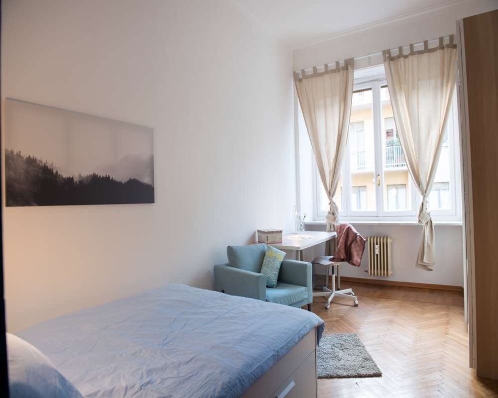 Private room for rent for €540 per month in Turin, Via Gian Domenico Cassini