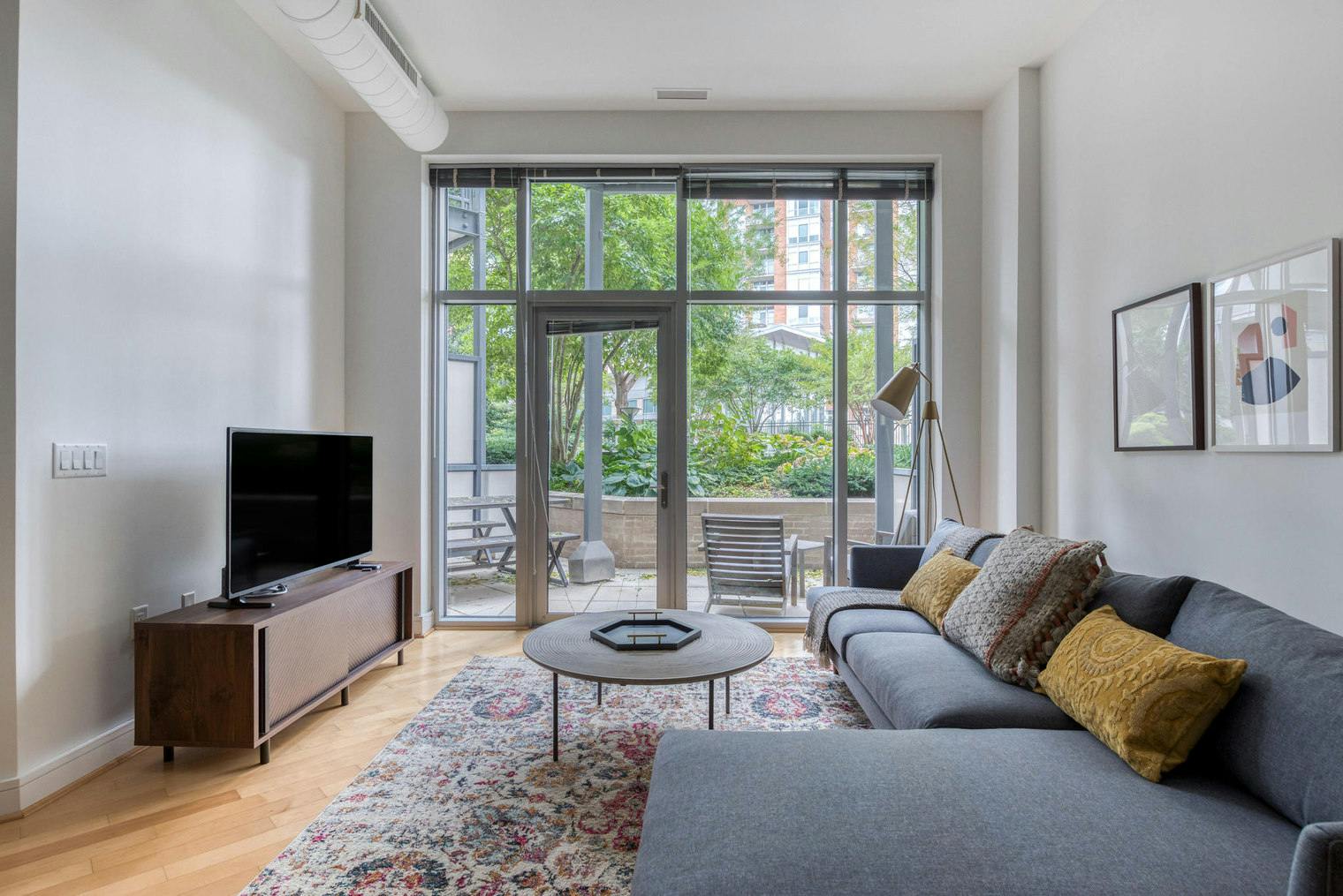 Appartement à louer pour $4,445/mois à Tysons, Crestwood Heights Drive