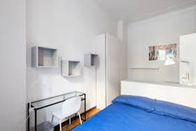 Chambre privée à louer pour 735 €/mois à Milan, Via Podgora