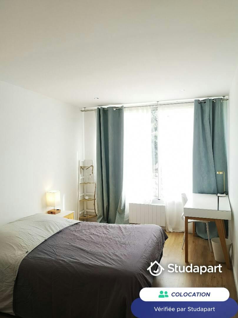 Private room for rent for €630 per month in Moret-Loing-et-Orvanne, Rue de la Pêcherie