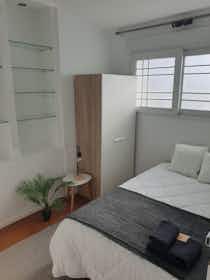 Приватна кімната за оренду для 550 EUR на місяць у Las Rozas de Madrid, Calle Flandes