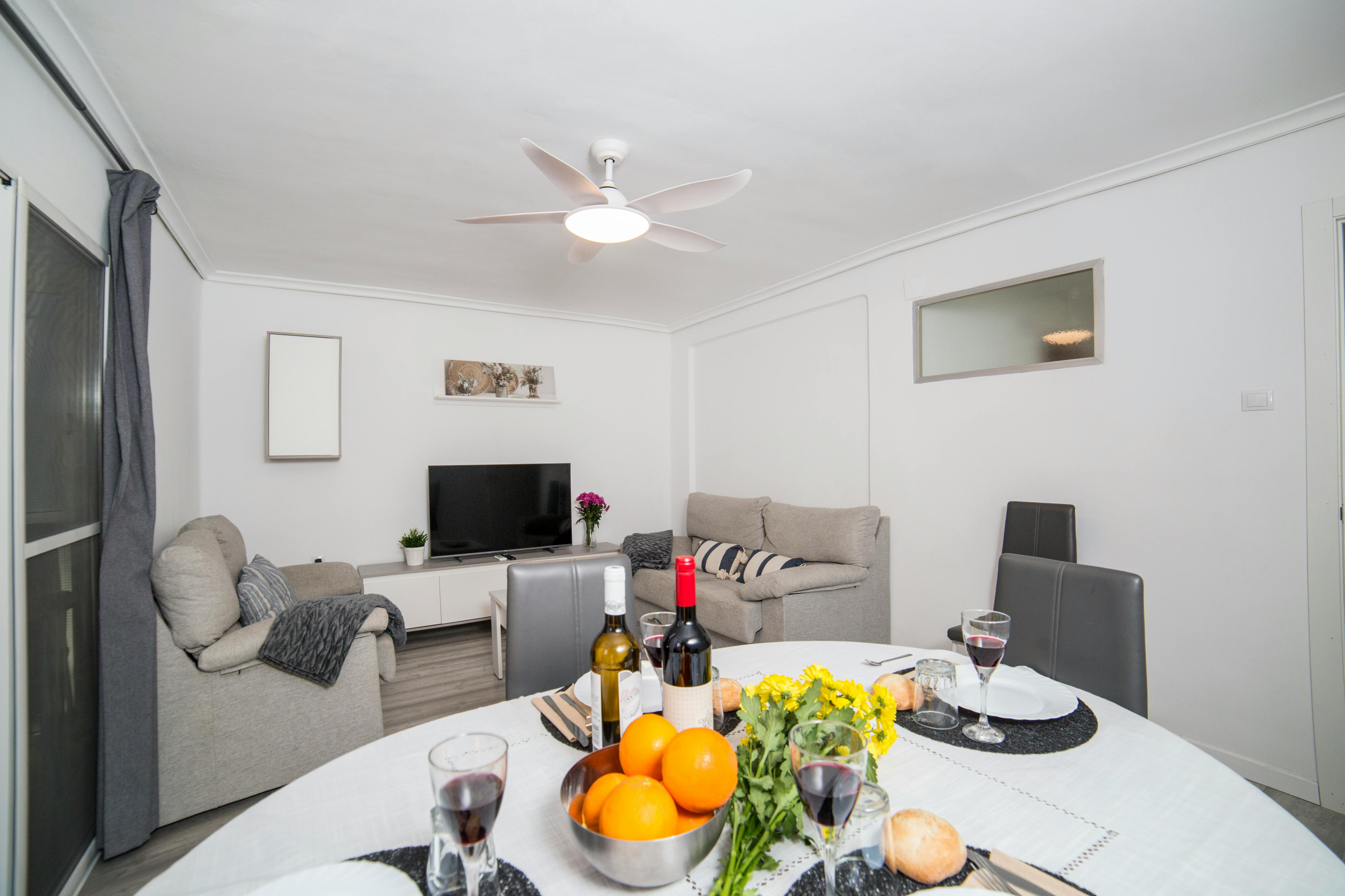 Carrer de la Reina, Valencia preview