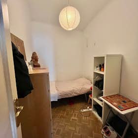 Private room for rent for €400 per month in Barcelona, Carrer del Capità Arenas