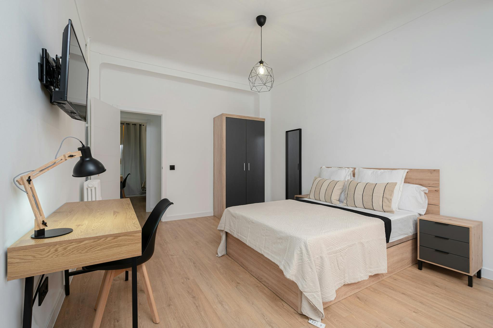 Calle de Blasco de Garay, Madrid preview