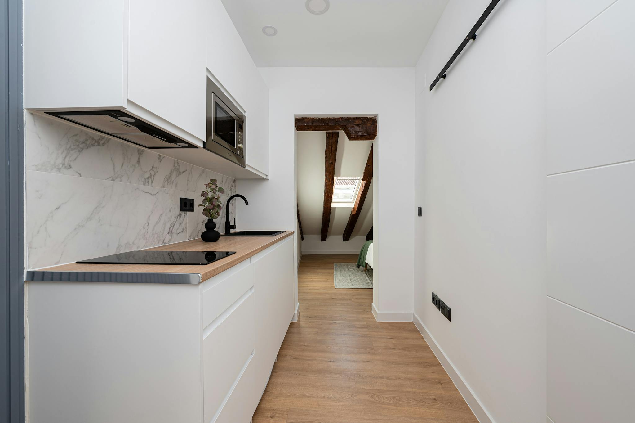 Calle del Arenal, Madrid preview