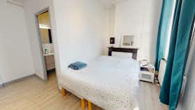 Pokój prywatny do wynajęcia za 464 € miesięcznie w mieście Tourcoing, Rue Alexandre Ribot