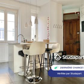 Lägenhet att hyra för 1 360 € i månaden i Grenoble, Avenue Alsace-Lorraine